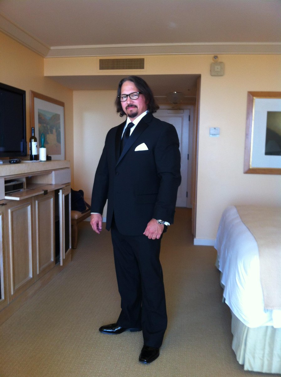Woodsish's tweet photo. TBT, Best, wedding, ever. @fabiancapital http://t.co/hDI2eDo4U4