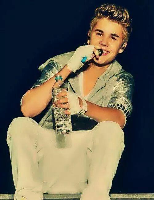 VanemorenoS's tweet photo. ¡Publica una foto de tu celebridad favorita! - Lo amo ❤   http://t.co/Uu0ucwNC94 http://t.co/BDejLOlM9k