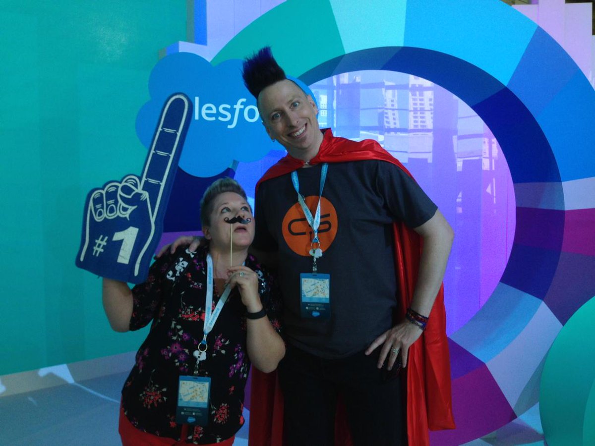 jt_lovell's tweet photo. #winwithwave @DF15!! http://t.co/4OeBMDQnv0