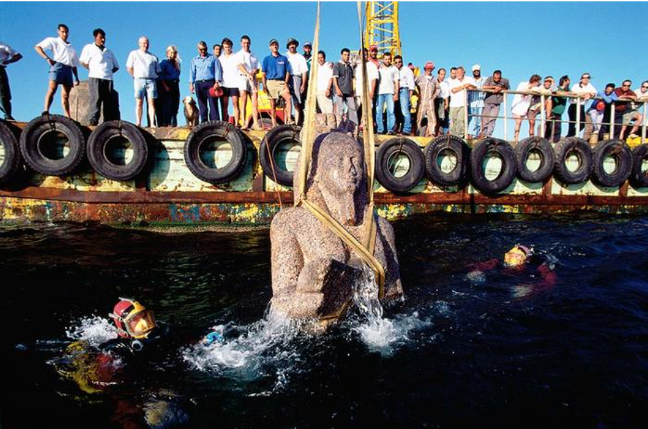 SarahWardAU's tweet photo. ‘Osiris, Egypt’s Sunken Mysteries’ Exposition to be Inaugurated in Paris http://t.co/G0Bb74yCkt #Goddio #maritime http://t.co/yYbbifjXFq