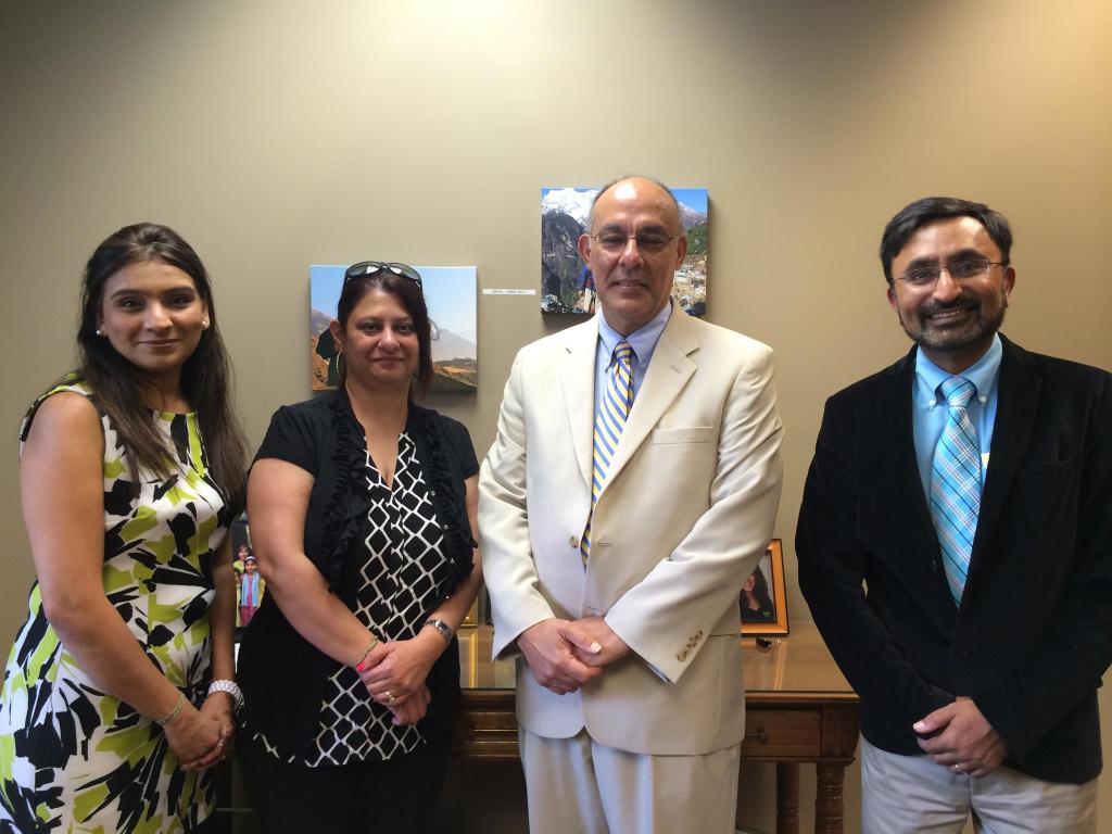 <a href="/Akf_Birmingham/">AKF_Birmingham</a> With the jefferson county manager Tony Petelos to invite him to walk on October 18th <a href="/RailroadPark/">Railroad Park</a>