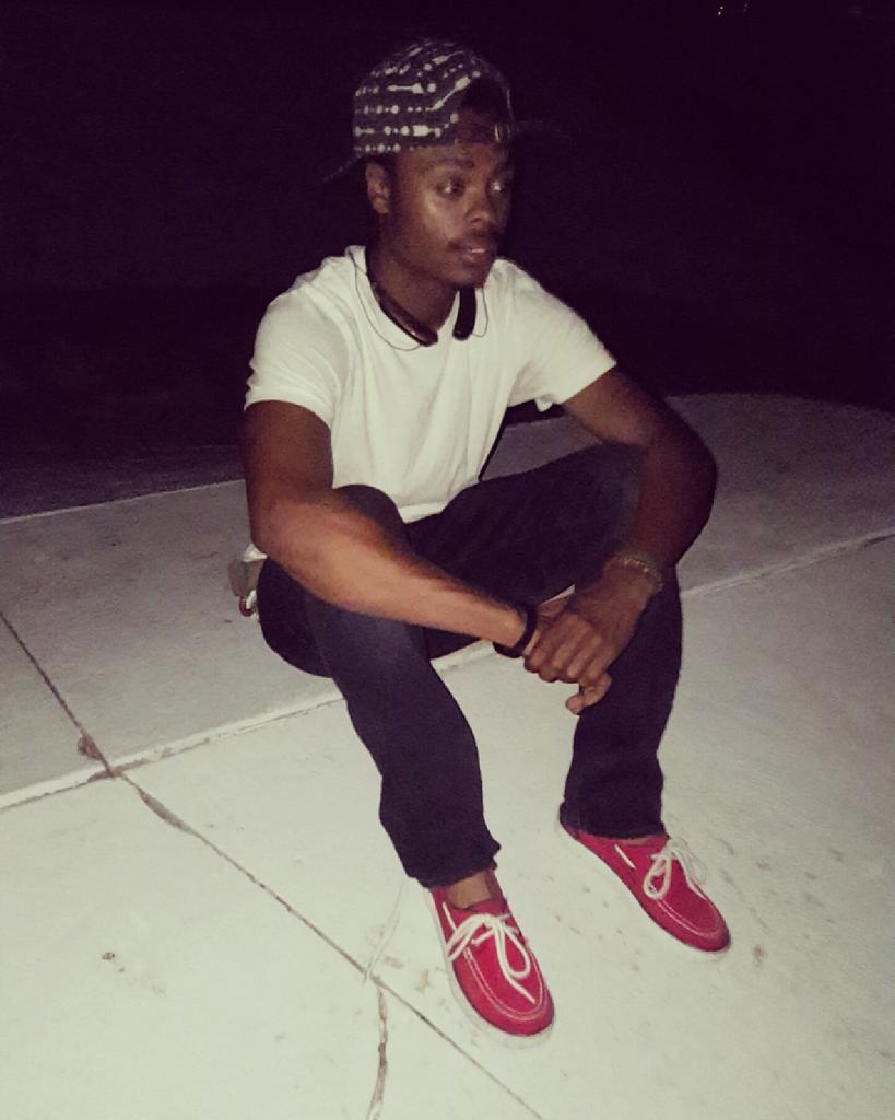 504LifeLiving's tweet photo. I stay living life http://t.co/dZfYtzEiW3