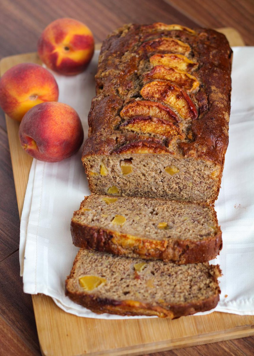 Loved this low fat cinnamon peach banana bread from <a href="/AmbitiousKitch/">Ambitious Kitchen</a>! Recipe here: ambitiouskitchen.com/2012/08/low-fa…