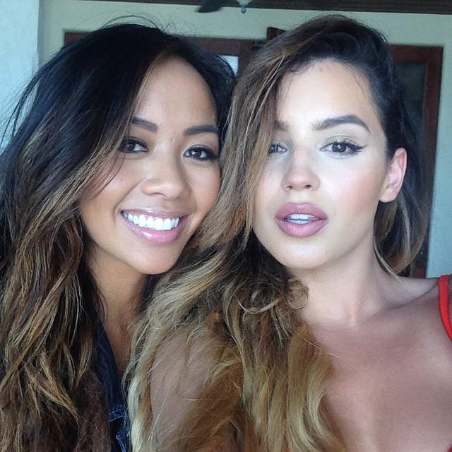 MandiOrabus's tweet image. "Took a quick picture with my mother."