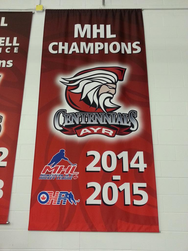 New banner looks great at the <a href="/AyrCentennials/">Ayr Centennials</a> home opener! #hockey #HomeTown #Ayr w <a href="/darryllaw/">DLaw</a> <a href="/1075daverocks/">107.5 Dave Rocks</a>