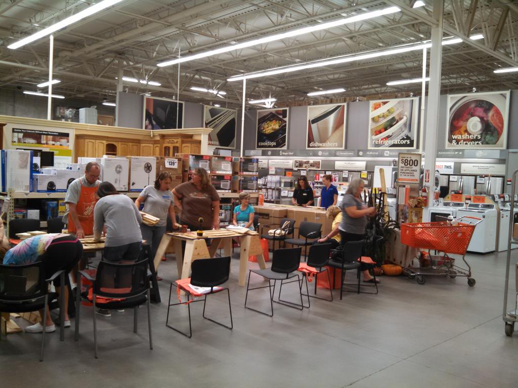 Andrea Taylor tweet media