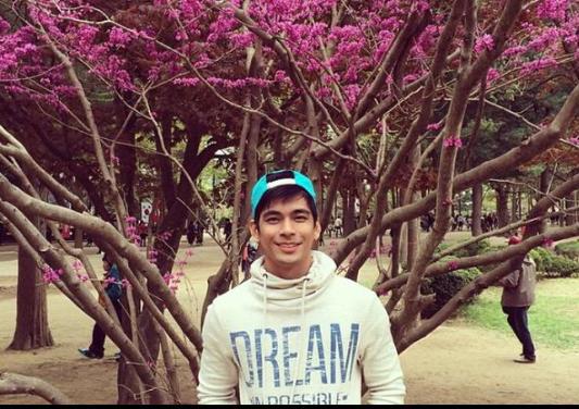 floweritzmemhea's tweet photo. How many RT. For Mr.pogi Evan Vergogna #Evanstillas #EvanLasting @evanshame @evanvergogna
#ItsPastillasDay5 :) http://t.co/5Yr2q2aAmC