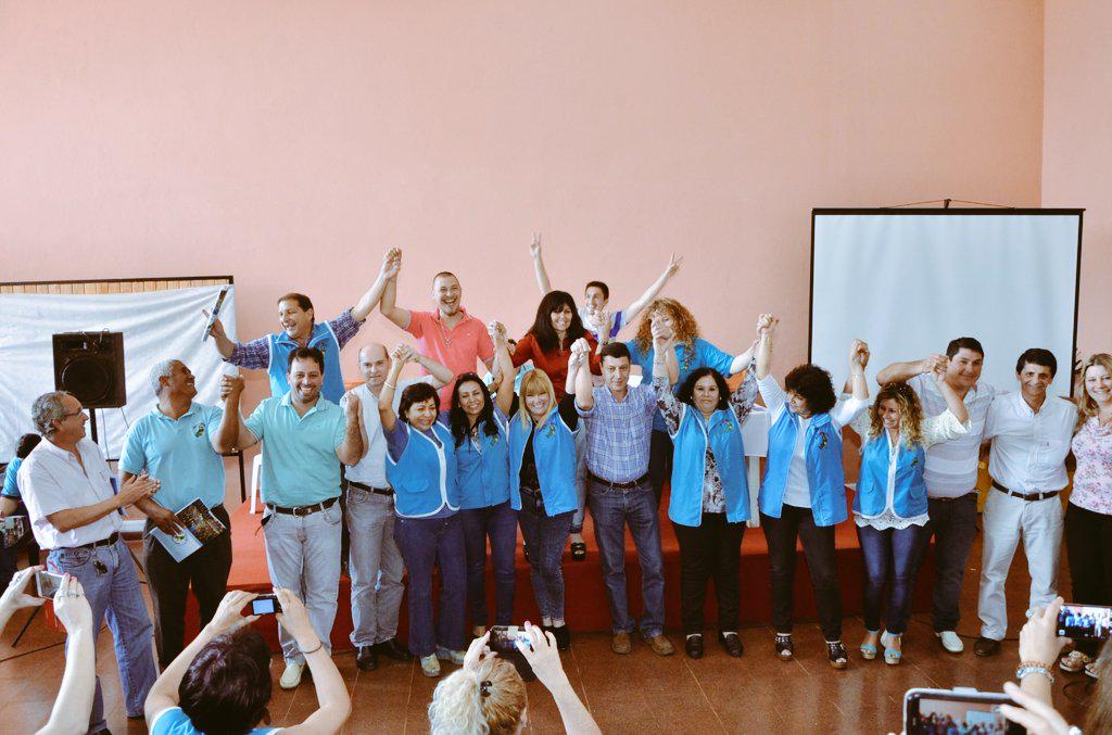 mariluleverberg's tweet photo. @ADOMIS_Misiones "62 adomistas integran sublemas: candidatos a intendentes o concejales" #participaciónrenovadora http://t.co/qROz6vjqjN