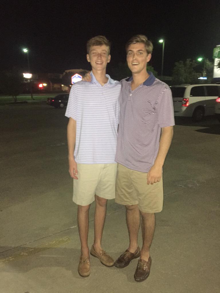 biShopestes's tweet photo. Found the brother. #whostaller? http://t.co/qgdX1UURDV