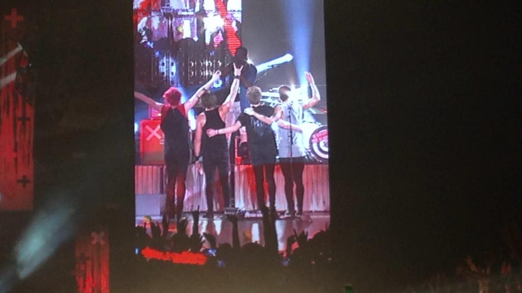 lilbankacct's tweet image. Amazing time 💫💫 #HERESTOROWYSOMEMORIES