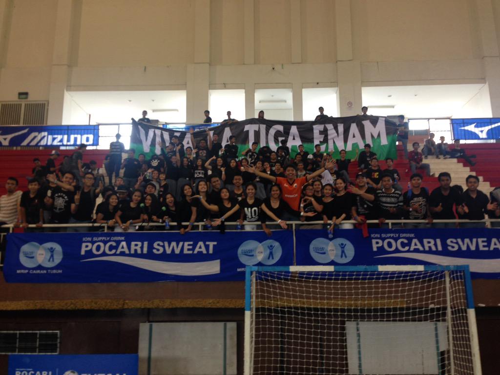 VIVA LA TIGAENAM! FT: SMAN 36 Jakarta 1-0 SMAN 8 Bekasi  #PSFC2015 #PSFCJAKARTA1 <a href="/PocariFutsalID/">hiyo</a>