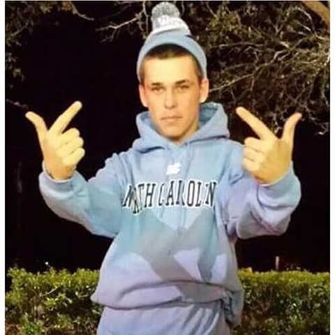 jasmine49073410's tweet photo. Swear I miss you so much #longliveDylan 😇💙 http://t.co/0DTZD9I9TA