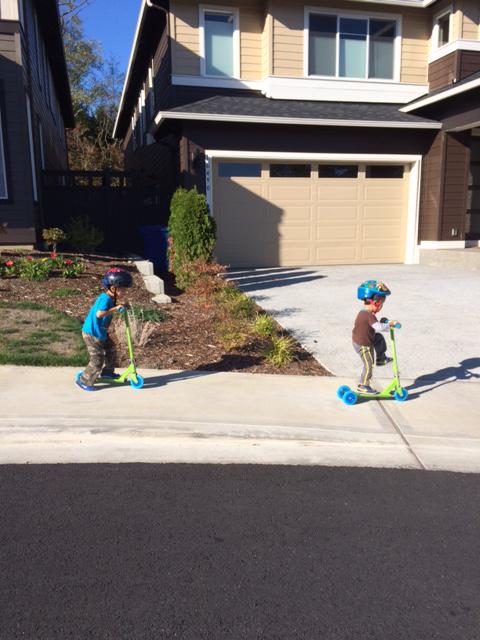 NLACH88's tweet image. Scootering around the neighborhood.#MyMainVue