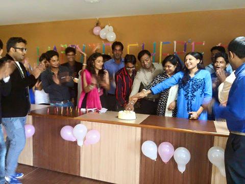 LnctIndore's tweet photo. Teachers Day celebration at #lnctindore.com http://t.co/M73pyXkDtc