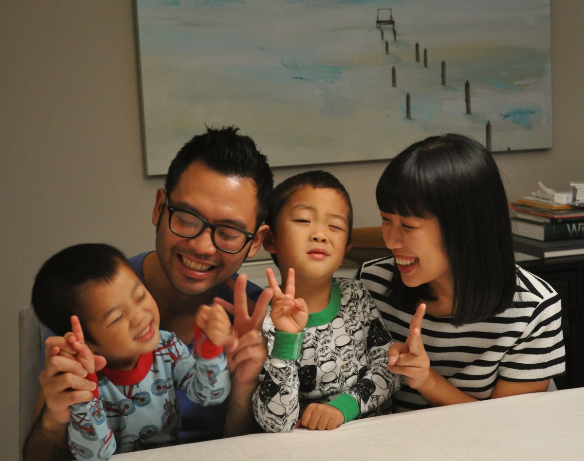 NLACH88's tweet image. Birthday celebration! #MyMainVue