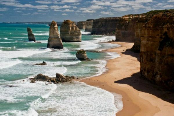 Australiacars's tweet photo. The #GreatOceanRoad – A Ride through Nature >> http://t.co/bllPVkDTZQ
#australiatravel #carrentalaustralia http://t.co/bPZNBeh5E3