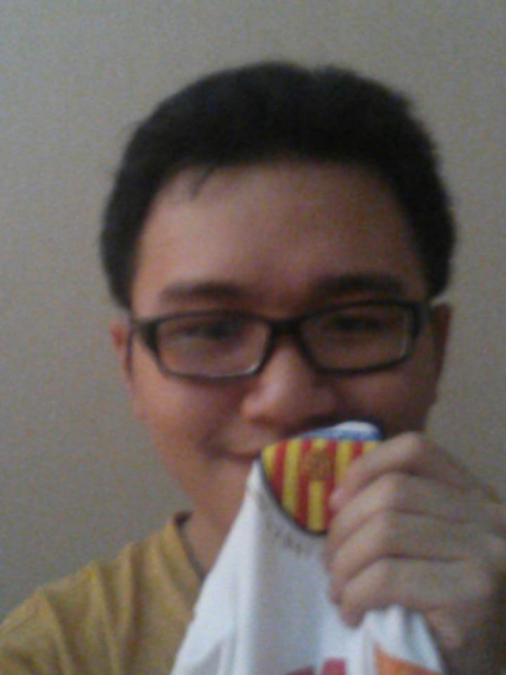 Valencia_INA's tweet photo. Retweeted Therius Oktavario (@therealtheriuso):
Yang ini min #selfievcf @Valencia_INA http://t.co/9Mz6agtKQB http://t.co/6fZs9GOQ1B