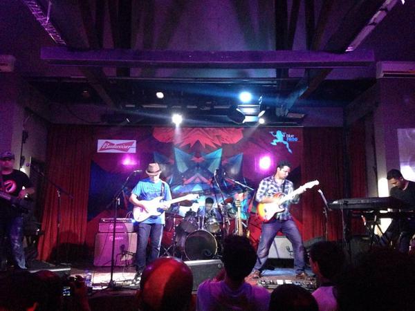 thebandONS's tweet photo. What a night we had at @theblueFROG doing our tribute to #DireStraits.
A big THANK YOU to all our fans who turned up! http://t.co/5BG8aQQbdK