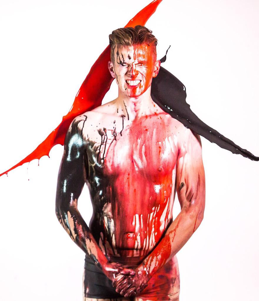 LFHeadshots's tweet photo. Just a few snaps from last nights shoot #models #paint #colours #splash #photo #shoot #photography http://t.co/yY1rGium8D