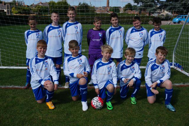 LynchCommunity's tweet photo. Delighted that @LynchHCMid are the new sponsors of Sileby Juniors FC U11s . Great first win last week boys http://t.co/4umhfMRABP