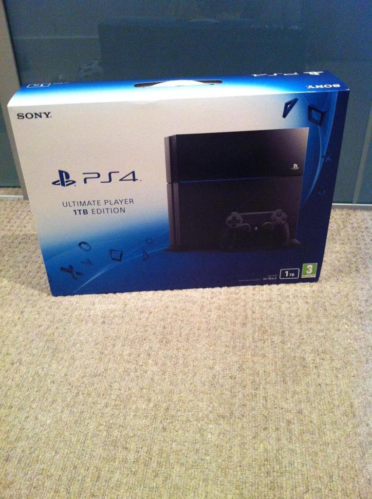 RedLVLs's tweet photo. PS4 GIVEAWAY

-RETWEET
-FOLLOW ME &amp; @MADGRIPS

GOOD LUCK 

@ShoutGamers @GamerRTer http://t.co/koAS386ejA