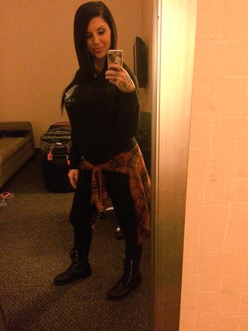 I keep my clothes as dark as my soul. #fuckit yeezy ain't got nothing on my homeless style. http://t<a href="/tag/fuckit"class="tags">#fuckit</a>