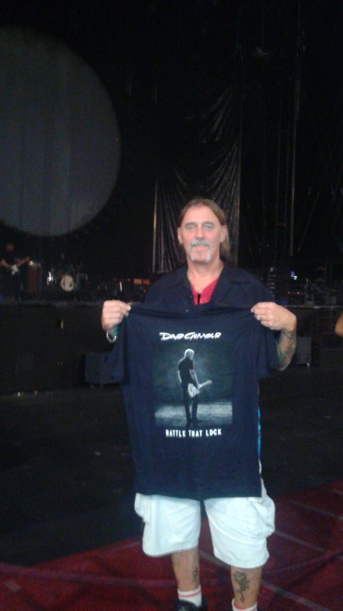 lkerrigan77's tweet photo. AMAZING DAVID GILMOUR SHOW IN VERONA ITALY-WE TRAVELLED 8000 MILES RETURN TRIP FROM TORONTO TO SEE CONCERT! http://t.co/c6K0qW9jSh