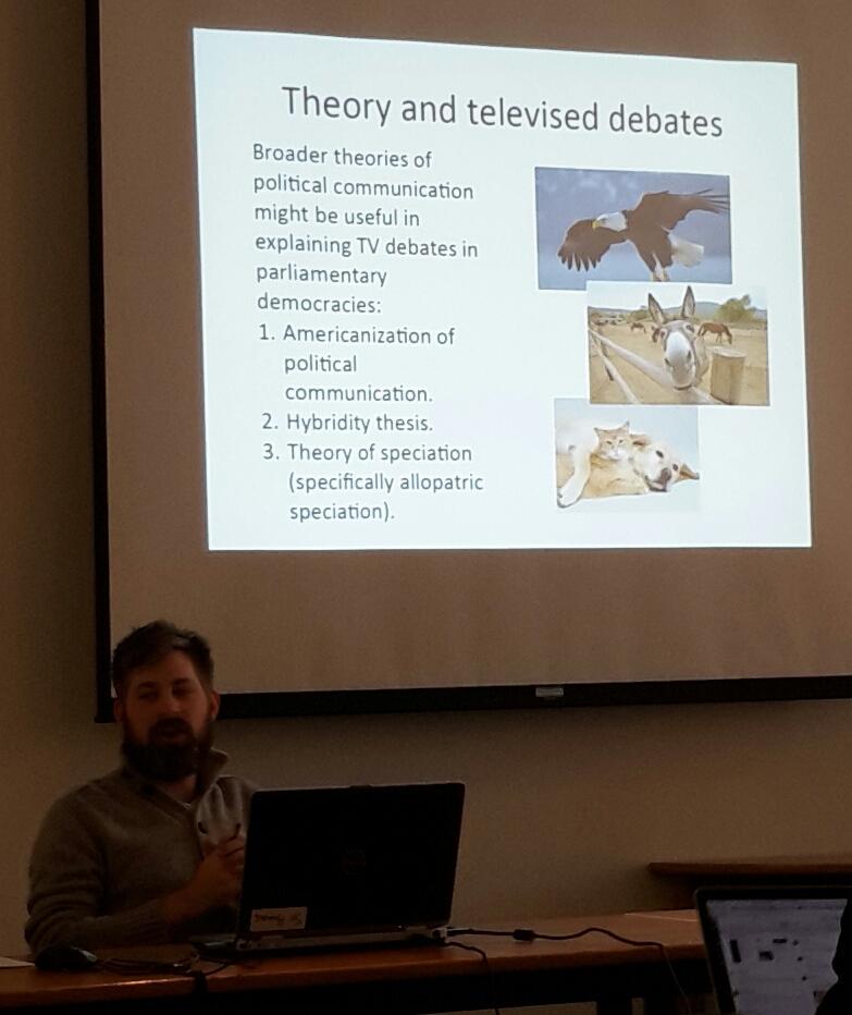 rasmus_kleis's tweet photo. .@NickAnstead visuals for Americanization, hybridity, allopatric speciation theories of devel of TV debates #ijpp15 http://t.co/jFLTLMqZ8S