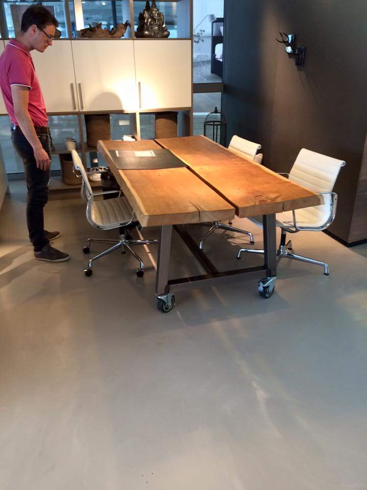 bisschopb's tweet photo. @KeukenenBadConc @bouwconcordia misschien iets voor in de showroom , ik ga er een paar maken http://t.co/Iyq1rqyclG