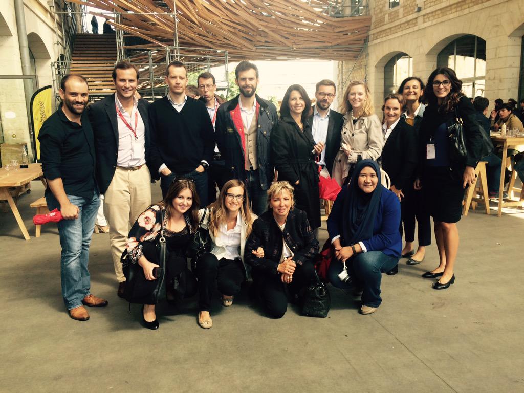 Mc_Lanne's tweet photo. La #GeneraliGroup communication team en visite chez @DarwinBdx #inspiration #RSE #DD merci à @gancille @SBemporad http://t.co/vPtEBTtEPi