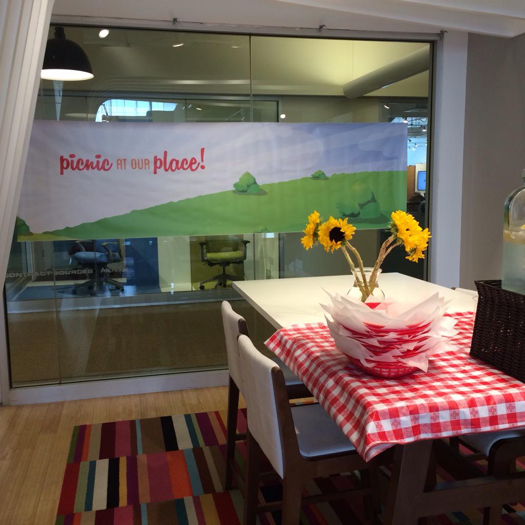 ContractSources's tweet photo. Thank you to the designers of @perkinswill_BOS for coming to our showroom picnic yesterday!! 🍗🌽🍉🍞 http://t.co/gCrJvQ2V6K
