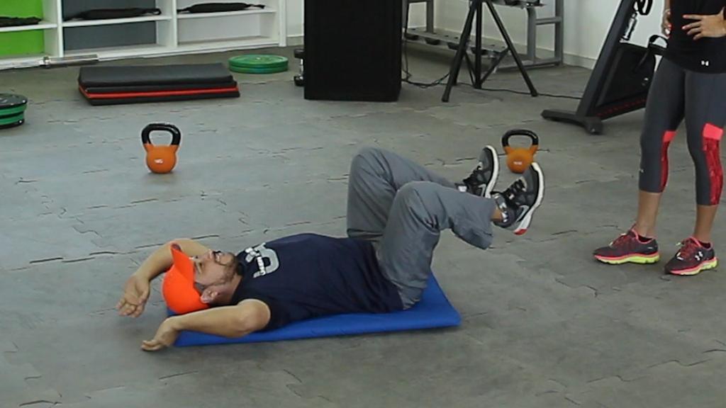 100porcientoPy's tweet photo. Gran entrenamiento el de hoy y también seguimos paso a paso el desafío de nuestro Dj #ABSAya.
#miMejorMomento http://t.co/oAshN13RDc