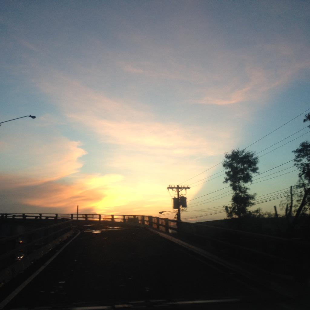 Buen día Panamá!
Comenzando fin de semana con un hermoso amanecer; así da gusto madrugar y dar luz con una sonrisa😄💕