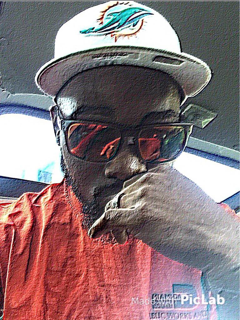 MGBB_DJDRO305's tweet photo. GM TGIF!!!!!! #PAYDAY #305 #MGBB #SCDJS 💰💰💰💰💰 http://t.co/Cxpxws2ZZU