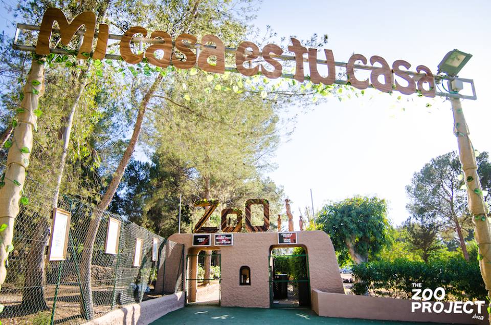 Second to last time we open the gates this summer tmrw! <a href="/TitontonD/">Titonton Duvanté</a> <a href="/jamesdpriestley/">James Priestley</a> behind the decks #micasazoocasa