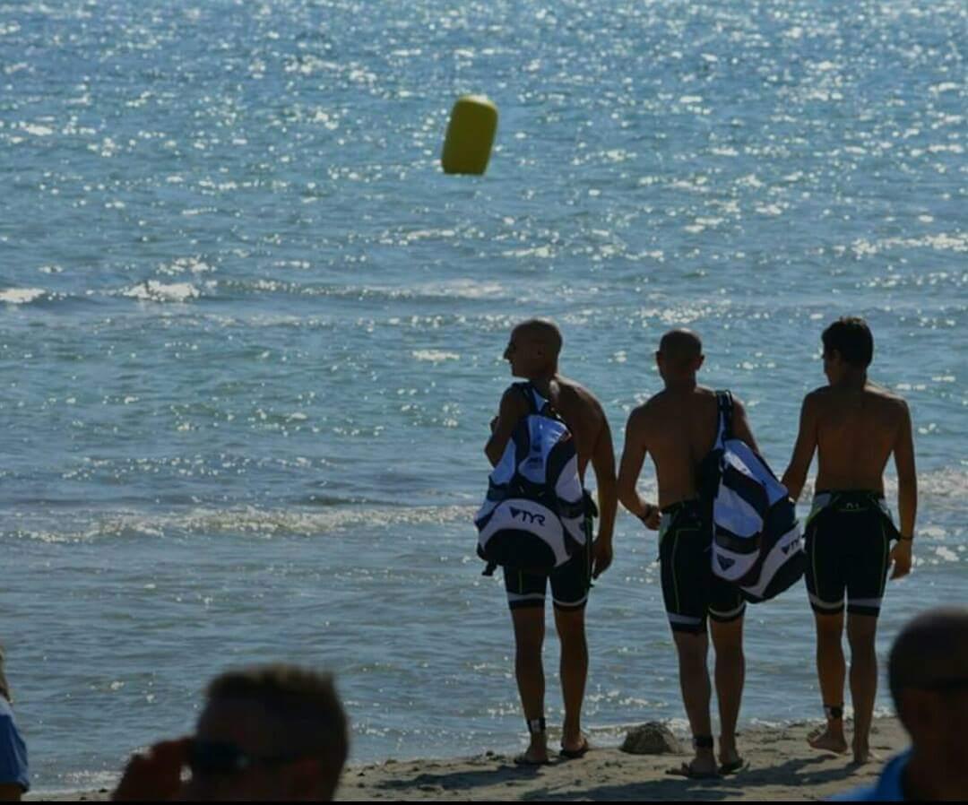 Concentrazione pre-gara.
San Cataldo (LE)
#tds2015 #triathlon #triathlonmatera