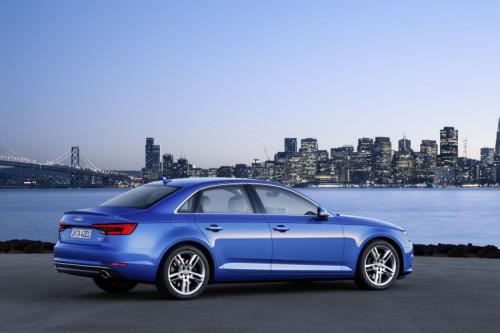 audi_nederland's tweet photo. Nieuwe #Audi #A4: hightech ‘all the way’ #ultra #IAA http://t.co/vfWAOY0f7z http://t.co/wz3VF60gSG