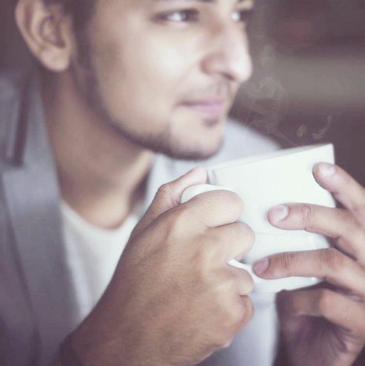 IDarshanrvl's tweet photo. Amazing shots of @DarshanRavalDZ
By #StudioBeUnique
Music is freedom
Music is himπππ
#spreadlove #DarshanRaval β€ http://t.co/mXeoEPjk08