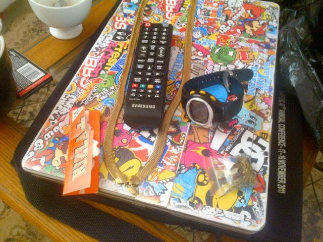 Mystery_Smoke's tweet photo. Morning the #cosmickush way.. @BigSnow31 @toOEdc #UpperLIFE #empireK http://t.co/fPOEp4ry7D