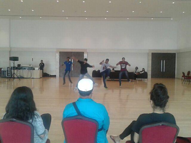 CTCstars's tweet photo. @TDXMumbai @_AshleyLobo team giving grooming for the finalists at the sahara star finale rehearsals! @ArtistAloud http://t.co/pnGXSrgHKh