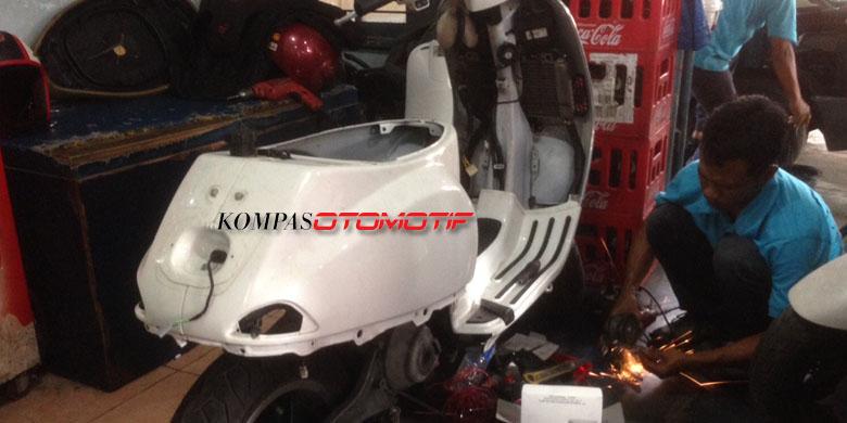 kompascom's tweet photo. Alternatif Perawatan Murah CVT buat Vespa
http://t.co/M4CBMgNQs8 http://t.co/o4AyToDdCx