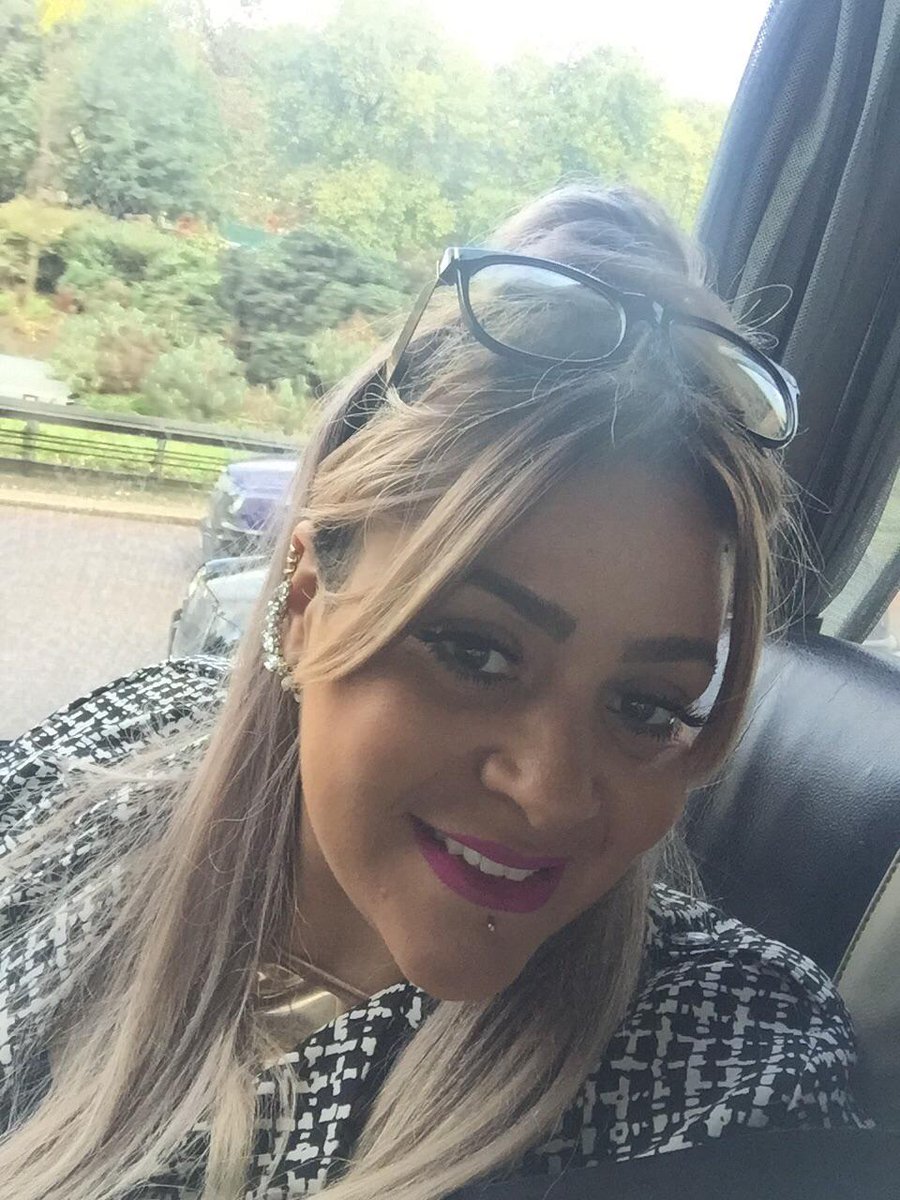 DaniqueHair's tweet photo. Keri D has arrived!!! In #london ready for #LondonFashionWeek @labelmUK #labelb #backstage #lfw http://t.co/F8fmIaWicC