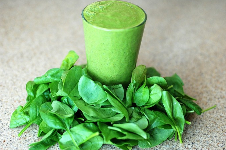 ThriveFeelAlive's tweet photo. How to make a brain boosting smoothie. http://t.co/FMH9FKEWmH   #RT and #share #vegan  #smoothie @ThatProtein http://t.co/cN2zVo2lm4