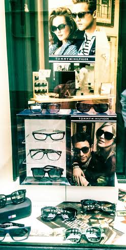 OpticaOroel's tweet photo. La nueva colección de @TommyHilfiger  te esta esperando en @OpticaOroel  #Otoño #NEWSTYLE #TOMMYHILFIGER http://t.co/y7wuGWfZQi