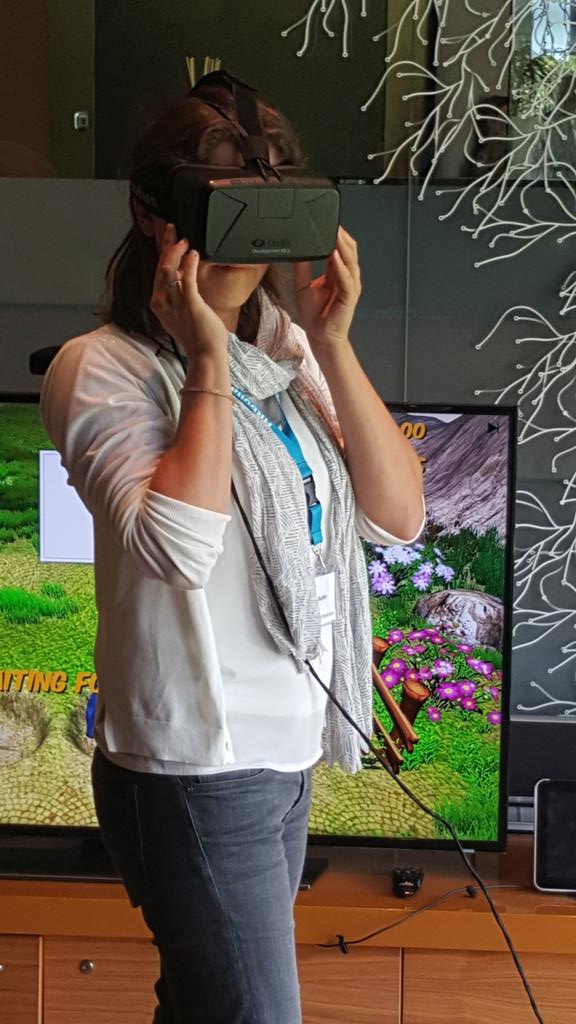 PeetersSandra's tweet photo. Jealous at @BalletSabine 
3D goggles at the house of the future
#hrtomorrow http://t.co/6kwEvphKkm