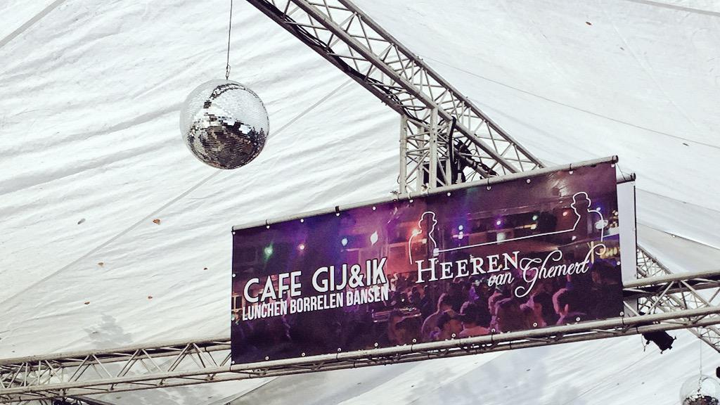 heerenvghemert's tweet photo. Vanavond #GemertSwingtLive bij @CafeGijEnIk en @heerenvghemert met #beatthestones http://t.co/V4QuKg1o3L