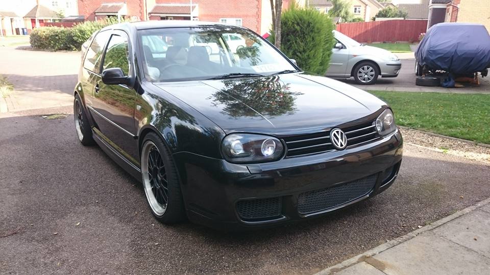 Strident101's tweet image. Just the main lot of the club :)