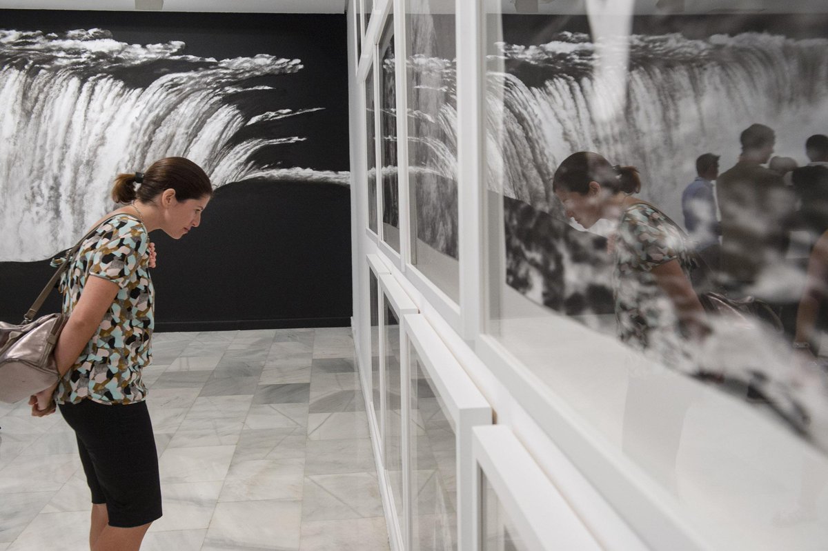 CAAMGranCanaria's tweet photo. Si vives en #GranCanaria o vienes de vacaciones a la Isla no te pierdas la #exposición de #RaúlArtiles #FelizFinde http://t.co/W7Mz2UAGfF