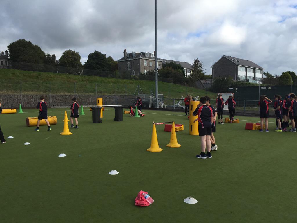 IainStanger's tweet photo. S1 team building challenge underway great job senior pupils #sportsleaders #lead2014 #sportsambassadors http://t.co/DdKlWicvd8