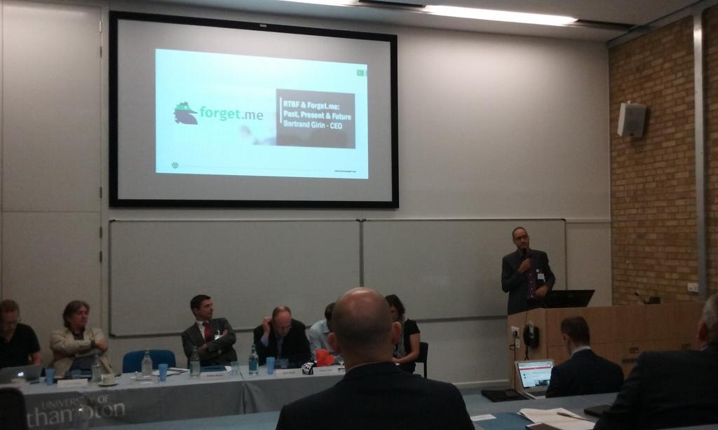 CKBlackburn's tweet photo. @bertrandgirin @ReputationVipUK @Forgetdotme speaking on the #RTBF at Southampton university law faculty http://t.co/uYxFG6Ylak